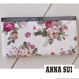 New Anna Sui Floral Accordion Clutch Wallet